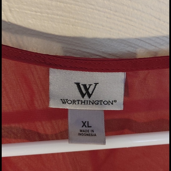 Flutter Sleeve Top - Picture 4 of 6